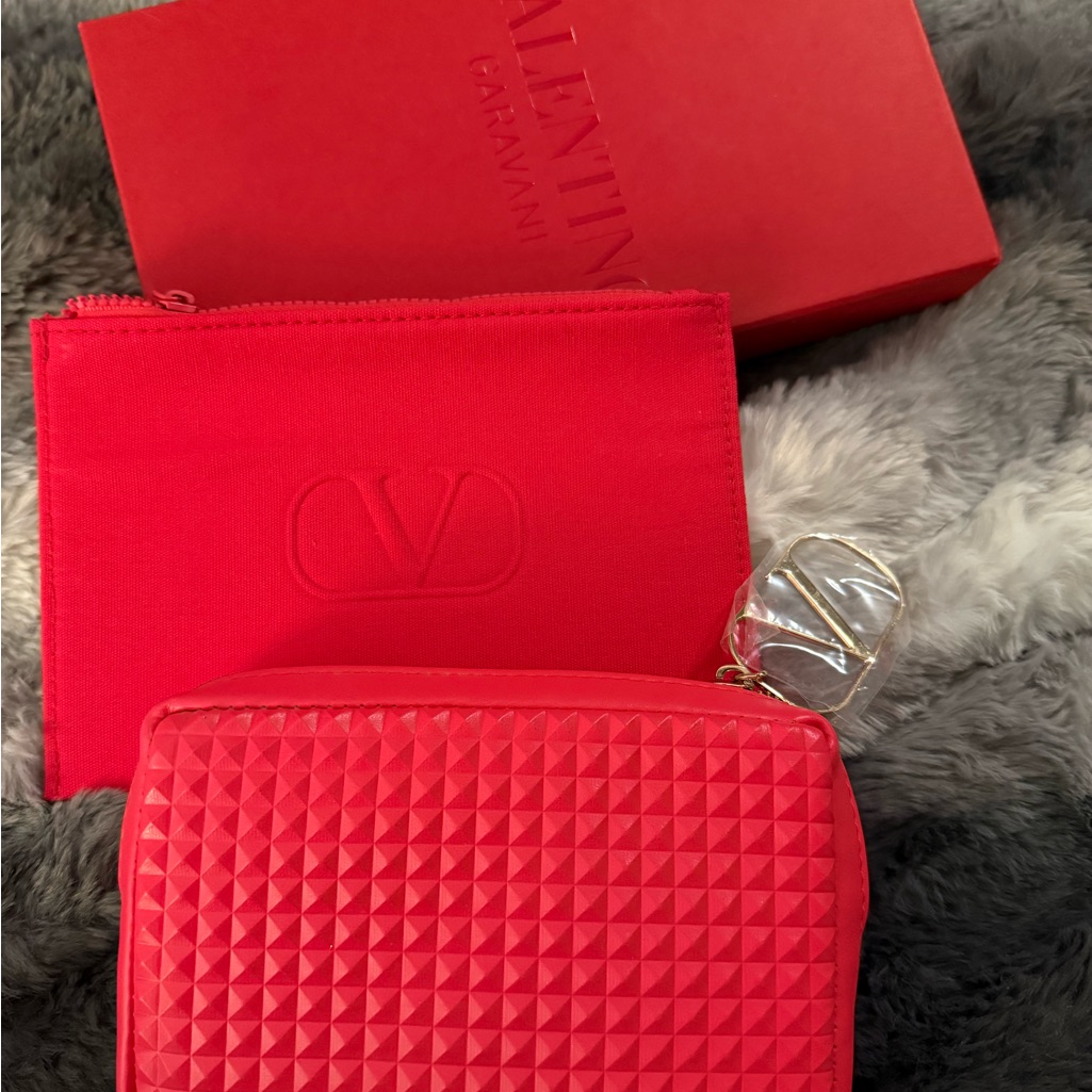 Valentino Red Women's Cosmetic Bag & Flat Pouch Red & Valentino Gift Box